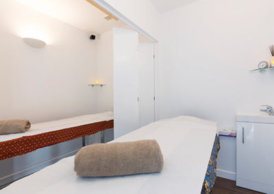 OM HEALTH & BEAUTY PRIVATE ROOMS